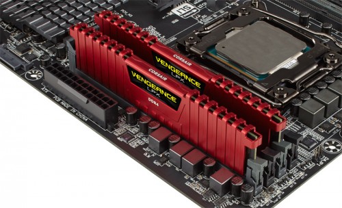 Corsair Vengeance LPX 32GB DDR4 2400MHz C14 Memory Kit